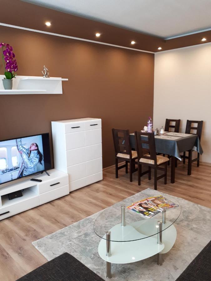 Tt6 Apartment *